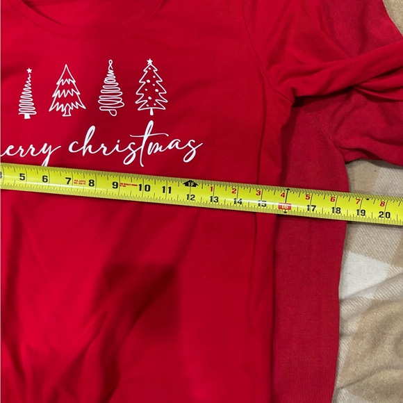 New with no tag tee - Picture 2 of 3